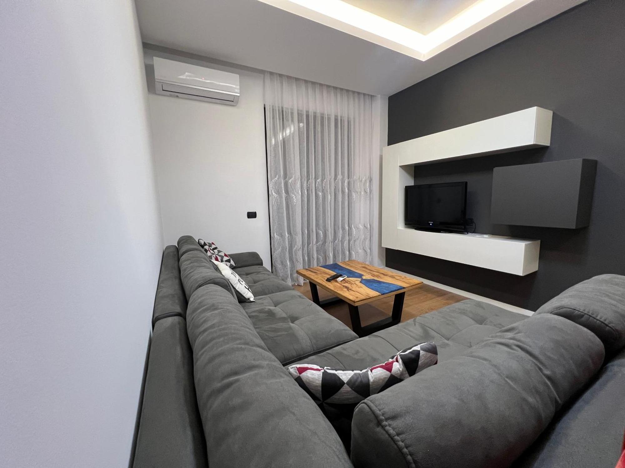 Downtown Grand Comfort Tirana Exterior foto